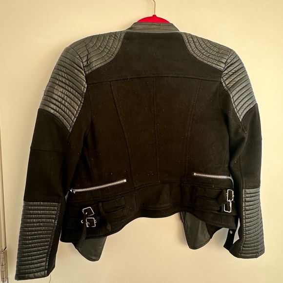 Leather jacket - Picture 2 of 3
